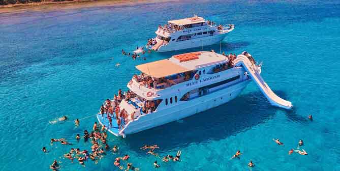 A Cruise to Blue Lagoon