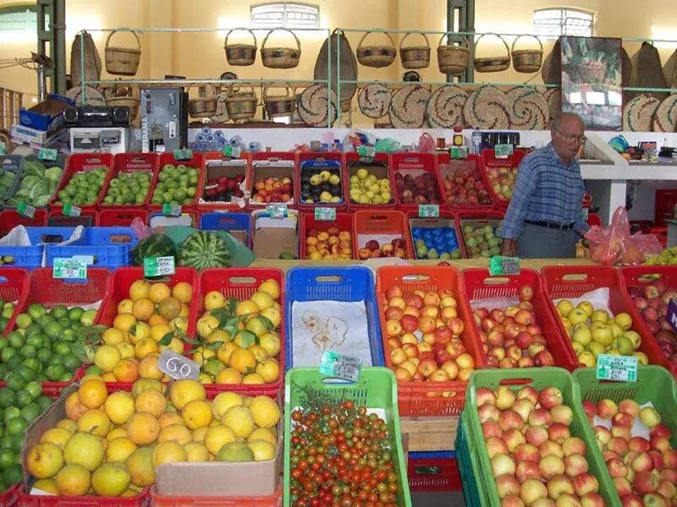 A fruit and Veg stall