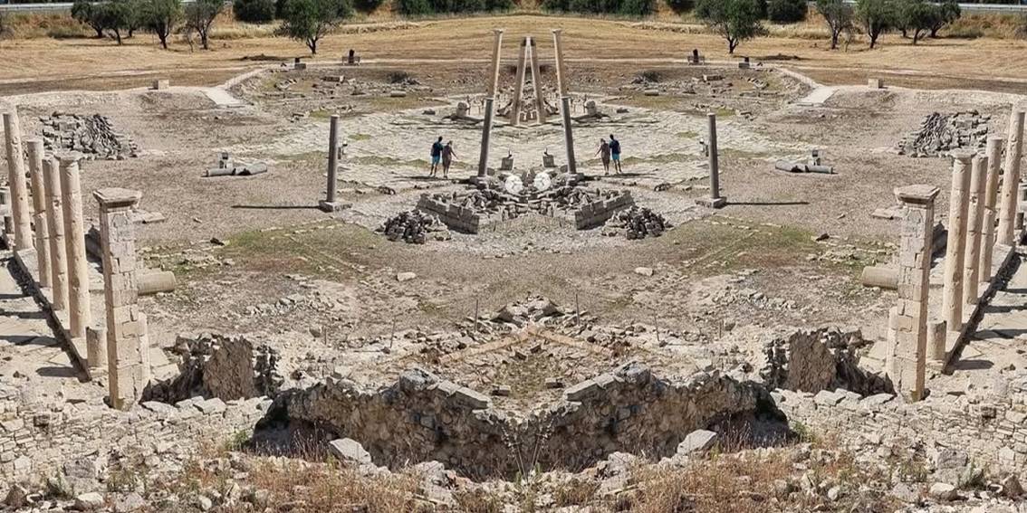 The Iron Age Palace